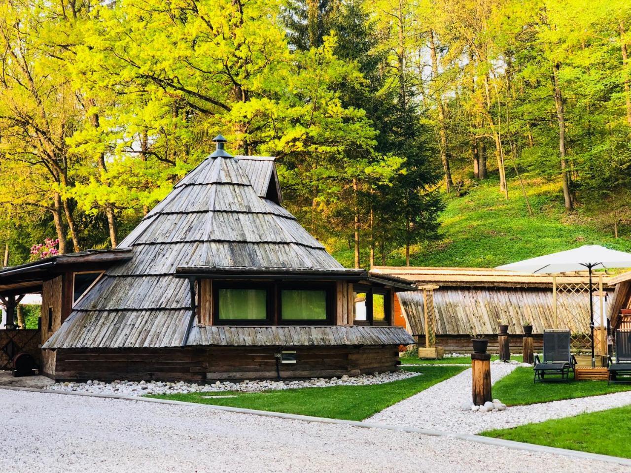 布莱德 Glamping Pibernik - Pr' Hostar酒店 外观 照片