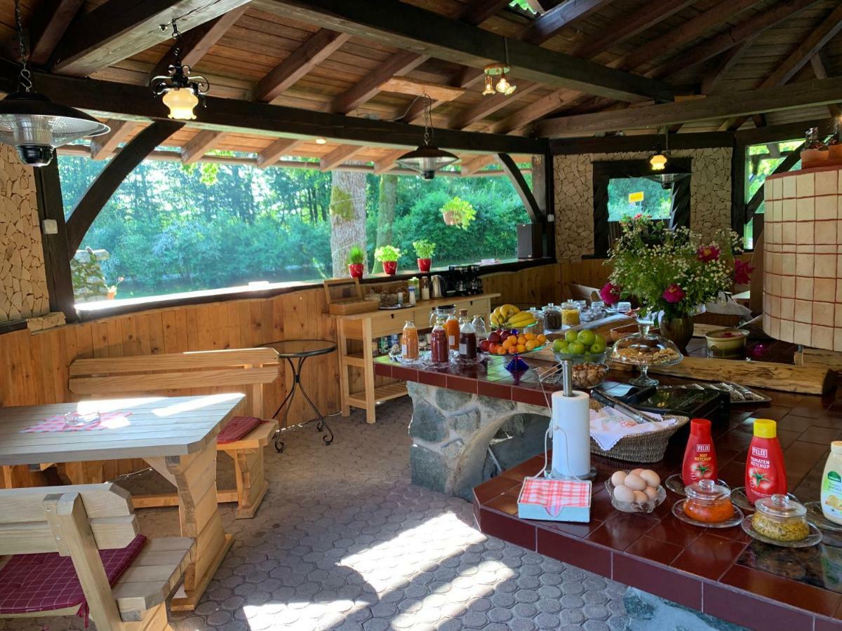 布莱德 Glamping Pibernik - Pr' Hostar酒店 外观 照片